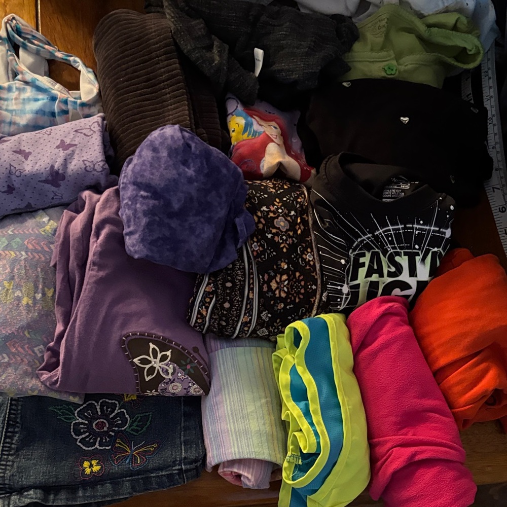 17-piece girls 5/6 bundle